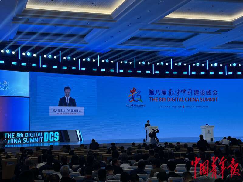国家数据局局长刘烈宏赴湖北就“十五五”数字中国建设、数字产业集群发展开展调研